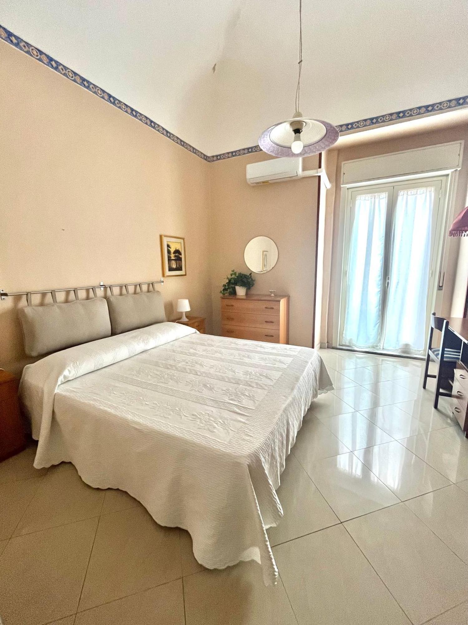 Apartment For 2 In Catania, B&B Le Voci Del Mercato Εξωτερικό φωτογραφία